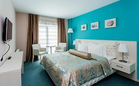 Aqua Minsk Hotel 2*